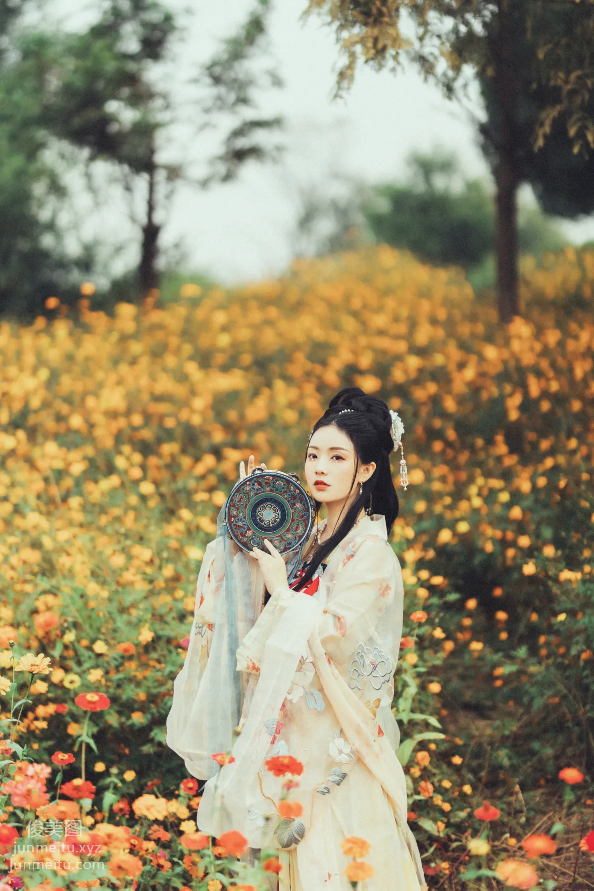 Seven: YiTuYu photo 36