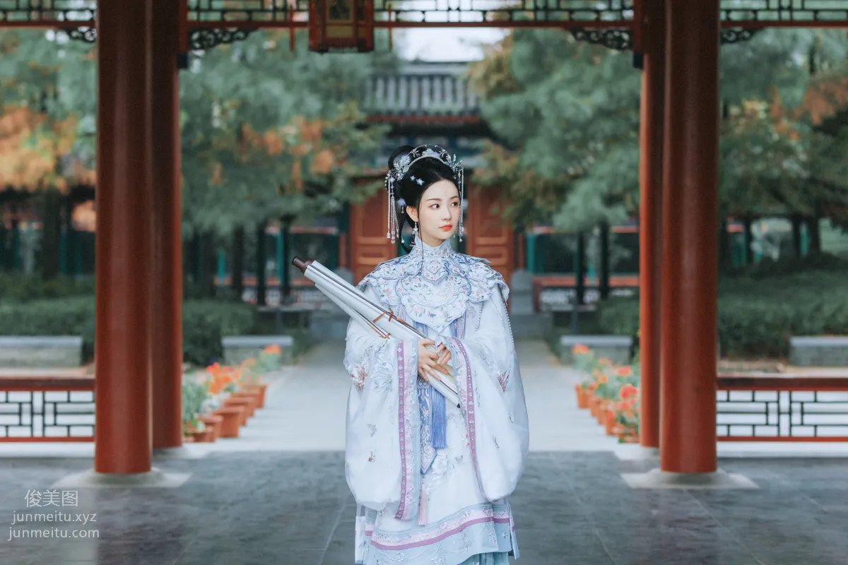 Seven: YiTuYu photo 13