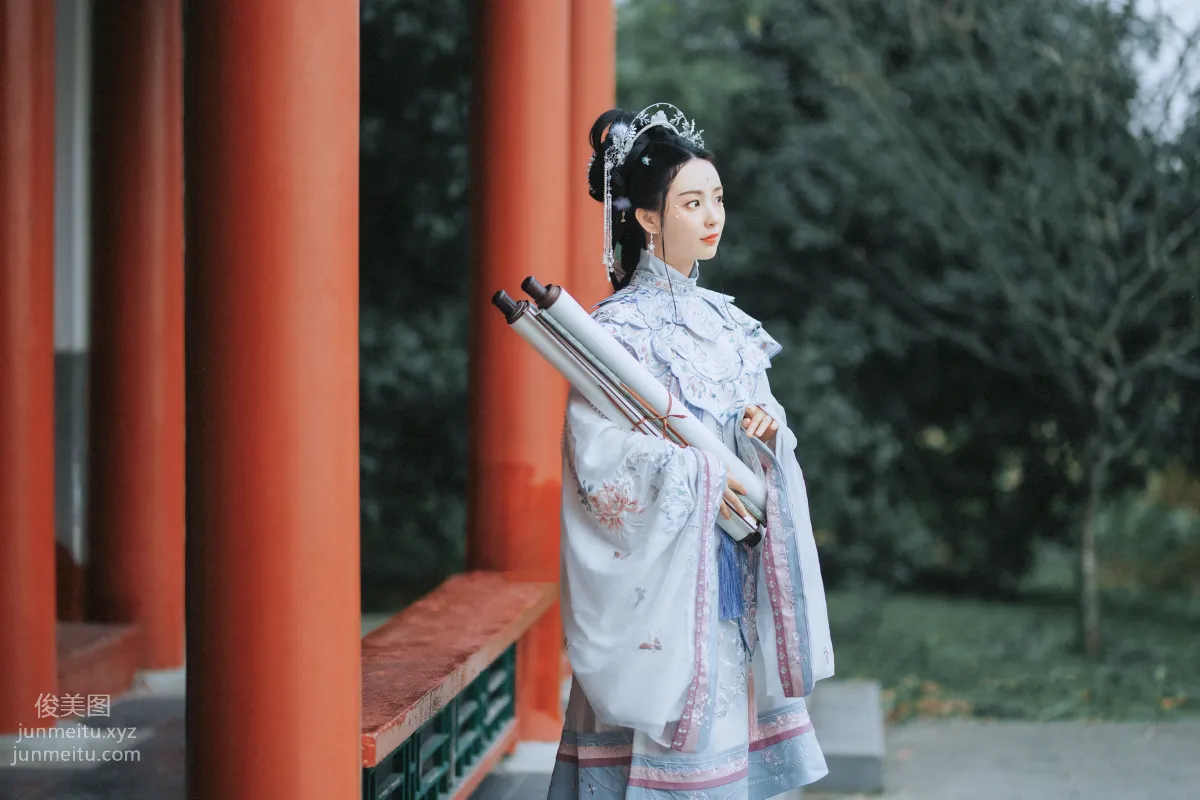 Seven: YiTuYu photo 35