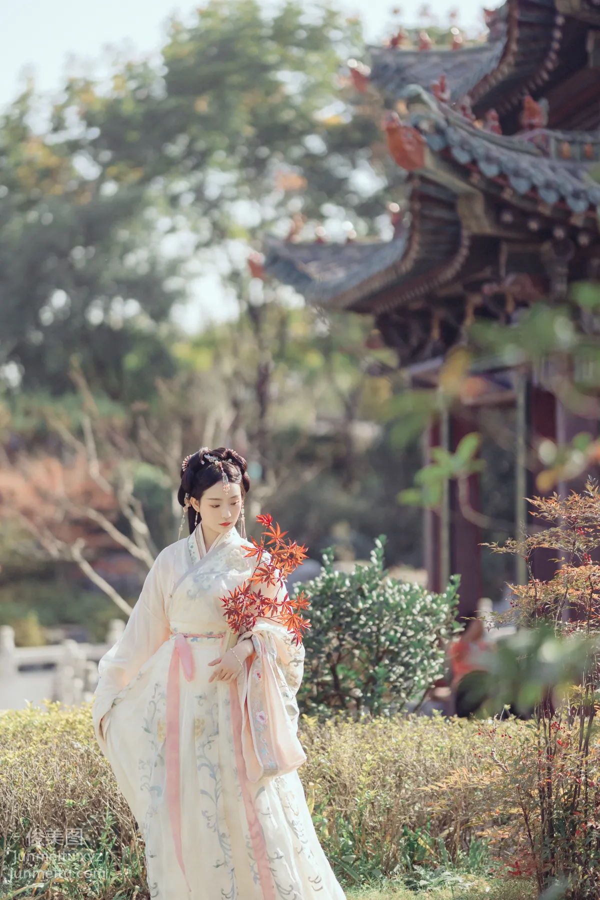 Seven: YiTuYu photo 19