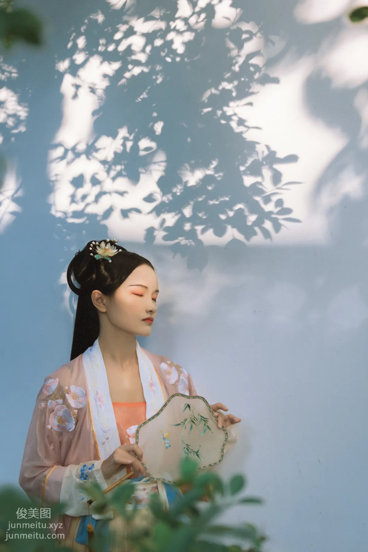Qing Jiu: YiTuYu photo 3