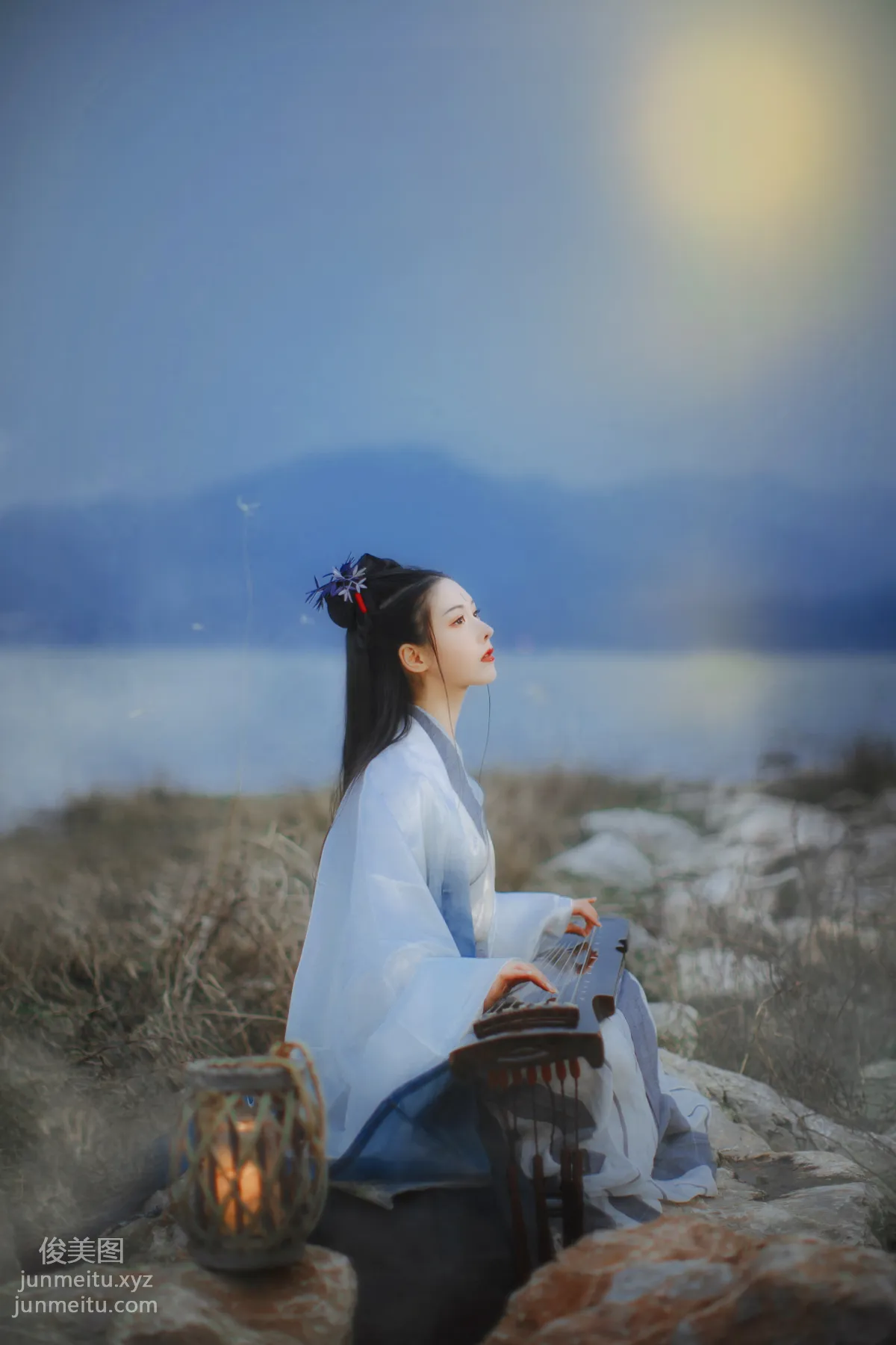 [YITUYU藝圖語]2021.10.28 海底月 葵花花花兒 2