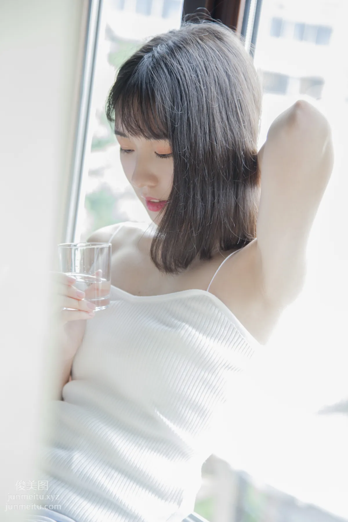[YiTuYu] 2021.10.30 Lemon-Flavored Summer Toutiao Nvshen Linlin photo 2