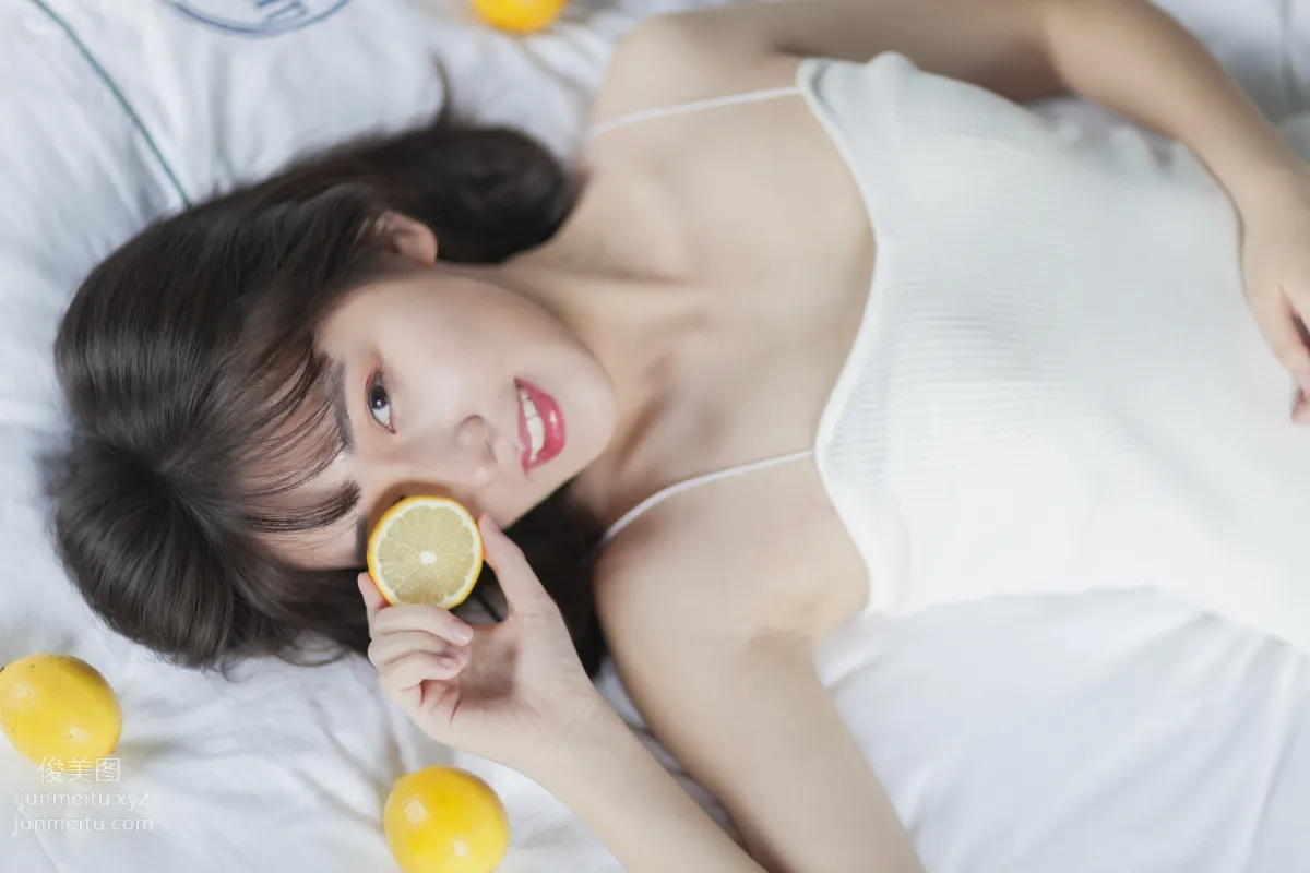 [YiTuYu] 2021.10.30 Lemon-Flavored Summer Toutiao Nvshen Linlin photo 10