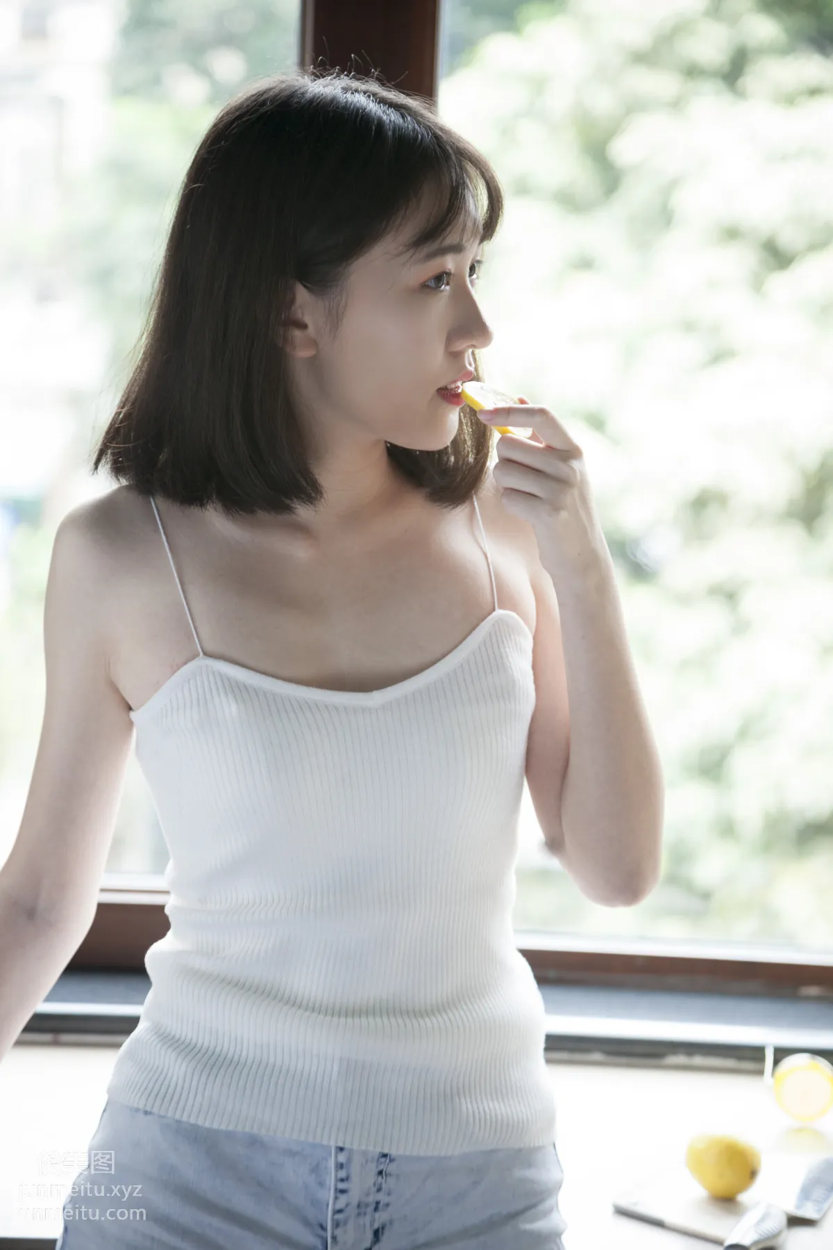 [YiTuYu] 2021.10.30 Lemon-Flavored Summer Toutiao Nvshen Linlin photo 15