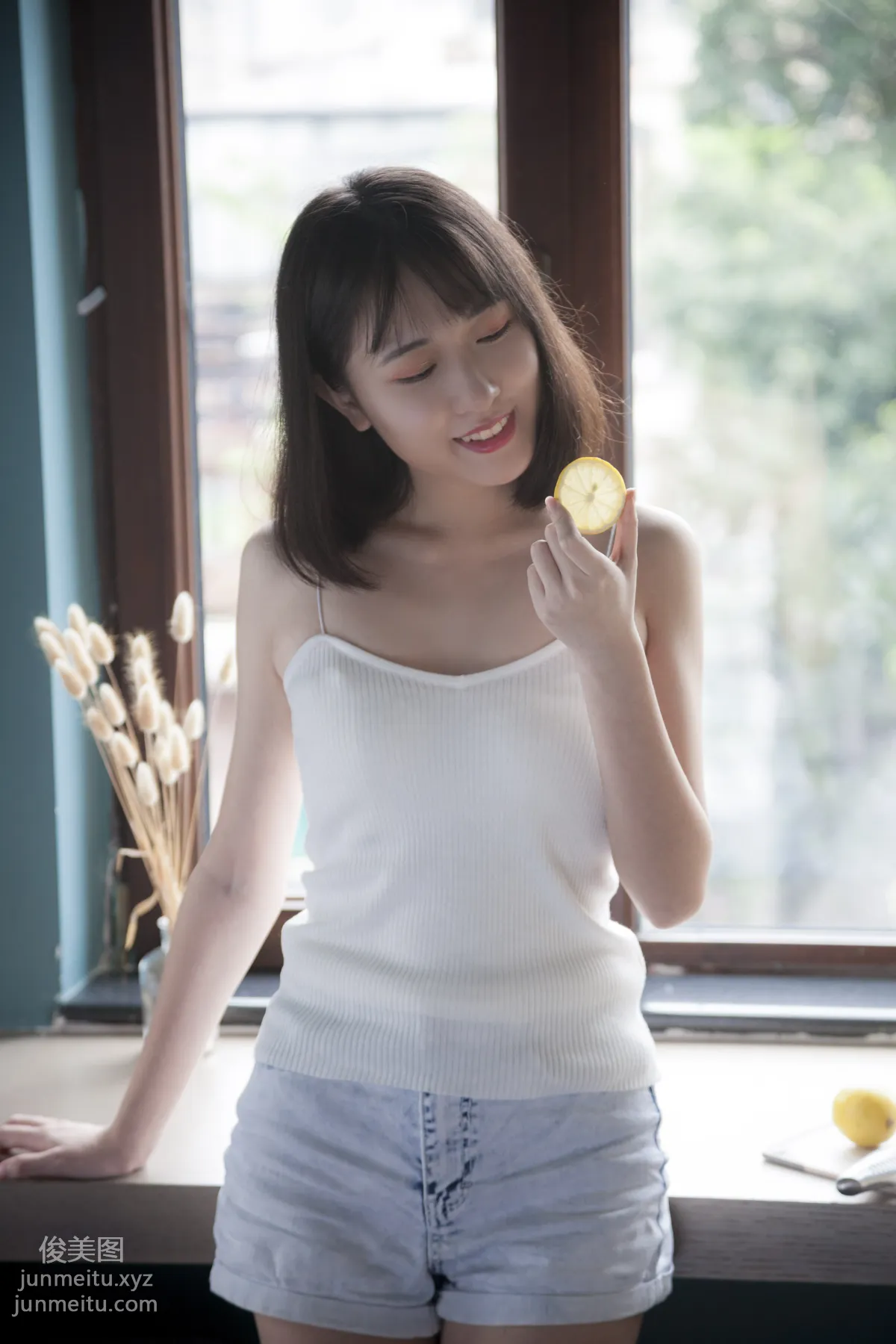 [YiTuYu] 2021.10.30 Lemon-Flavored Summer Toutiao Nvshen Linlin photo 16