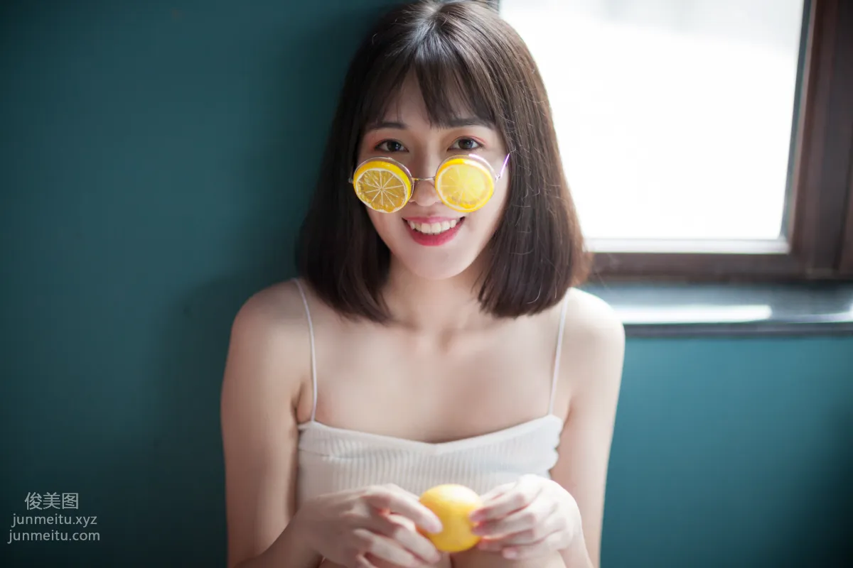 [YiTuYu] 2021.10.30 Lemon-Flavored Summer Toutiao Nvshen Linlin photo 20