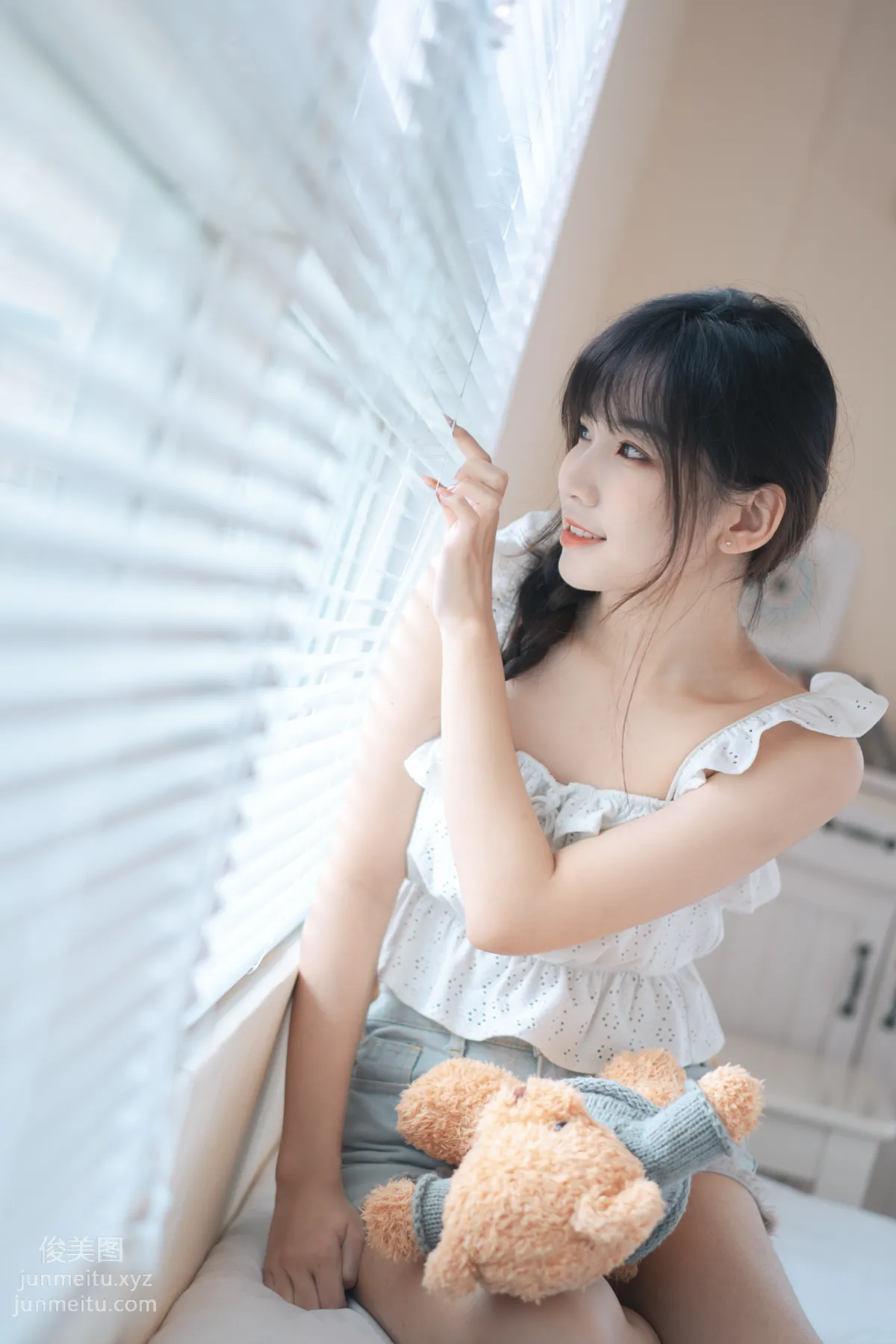 A Tong: YiTuYu photo 2