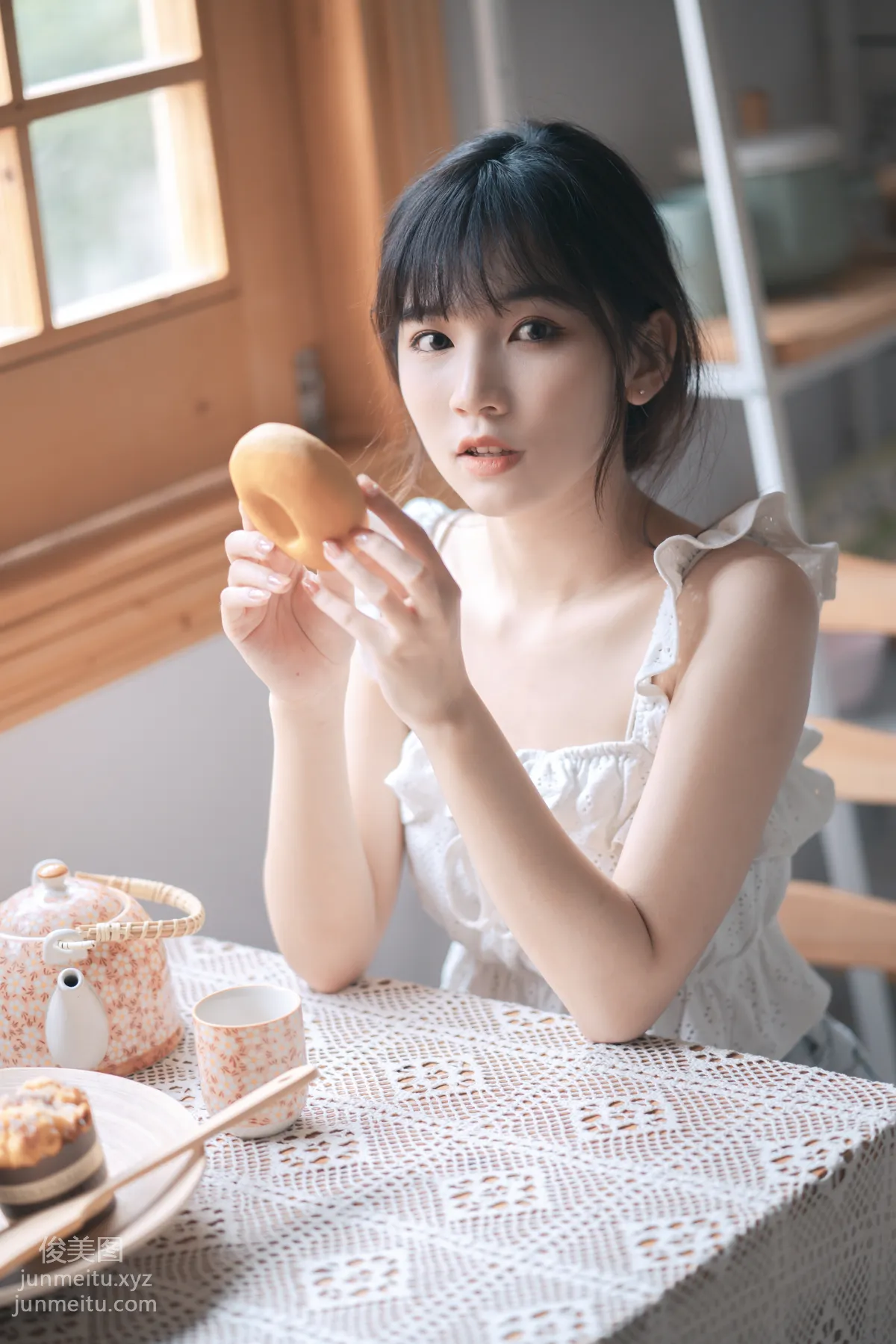 A Tong: YiTuYu photo 20