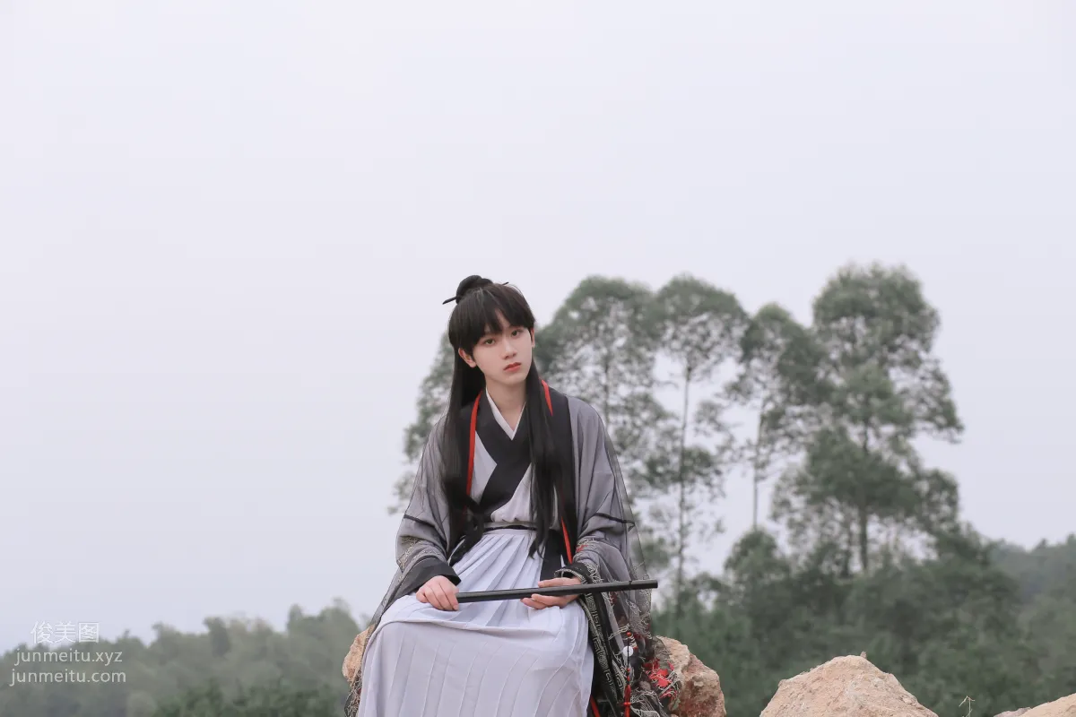 Yi Yue: YiTuYu photo 12
