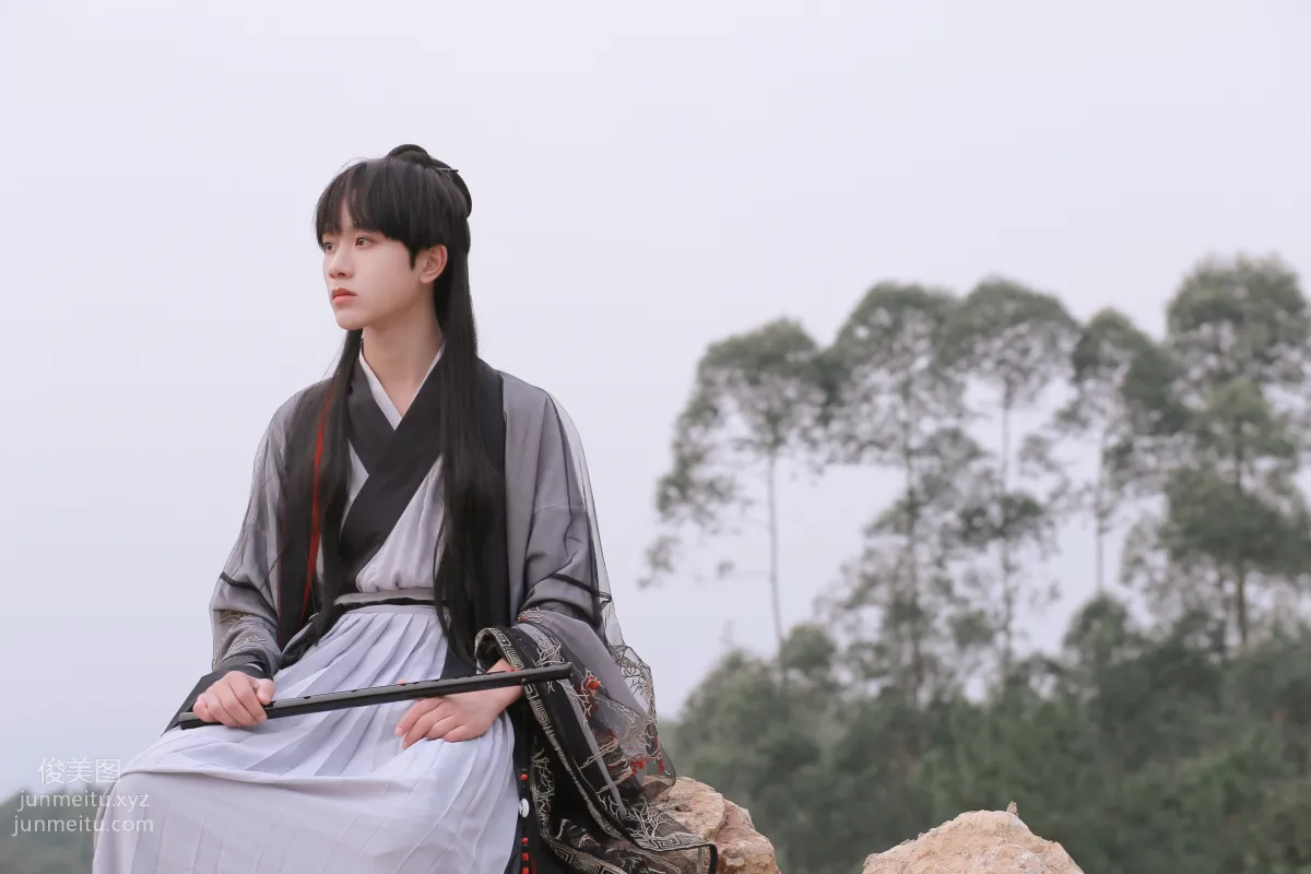 Yi Yue: YiTuYu photo 15