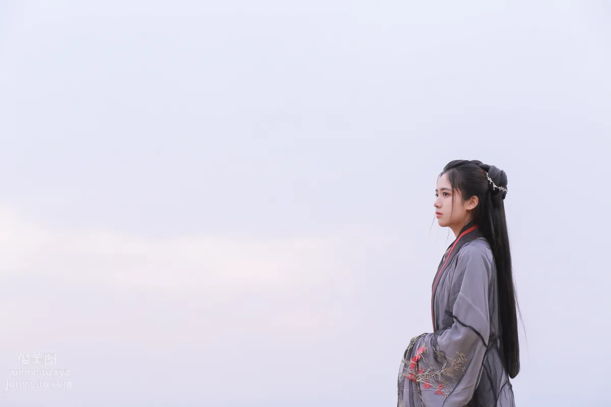 Yi Yue: YiTuYu photo 19