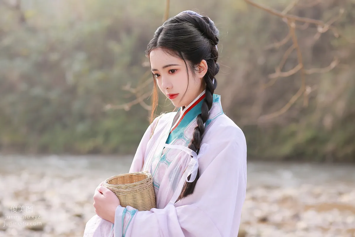 Yi Yue: YiTuYu photo 3