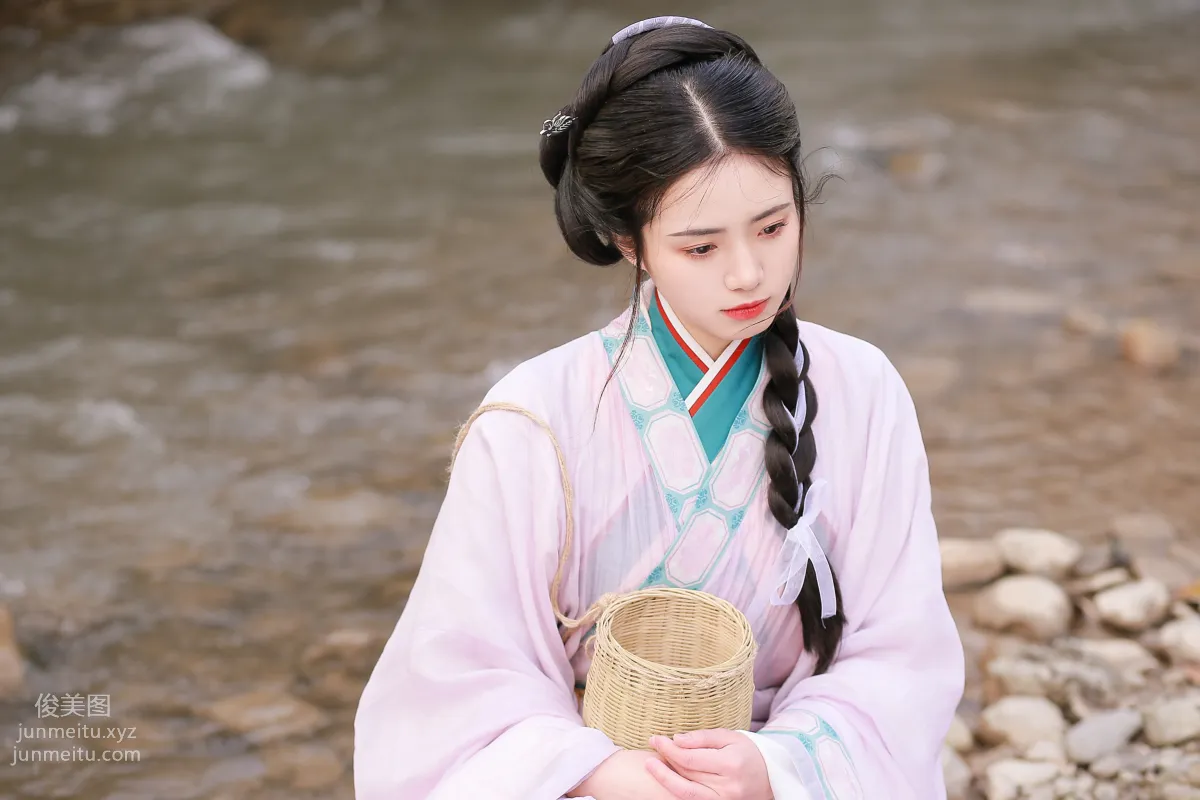 Yi Yue: YiTuYu photo 8