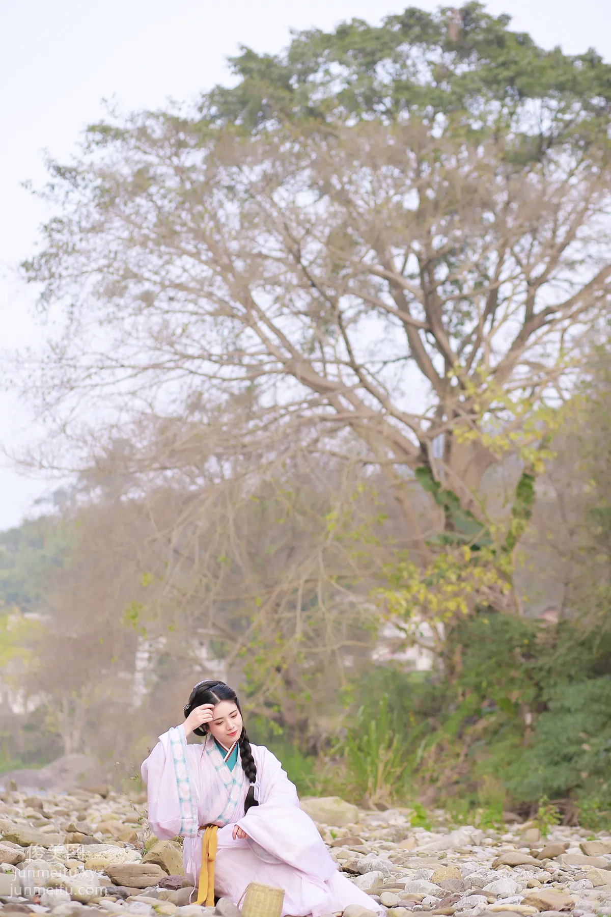 Yi Yue: YiTuYu photo 12