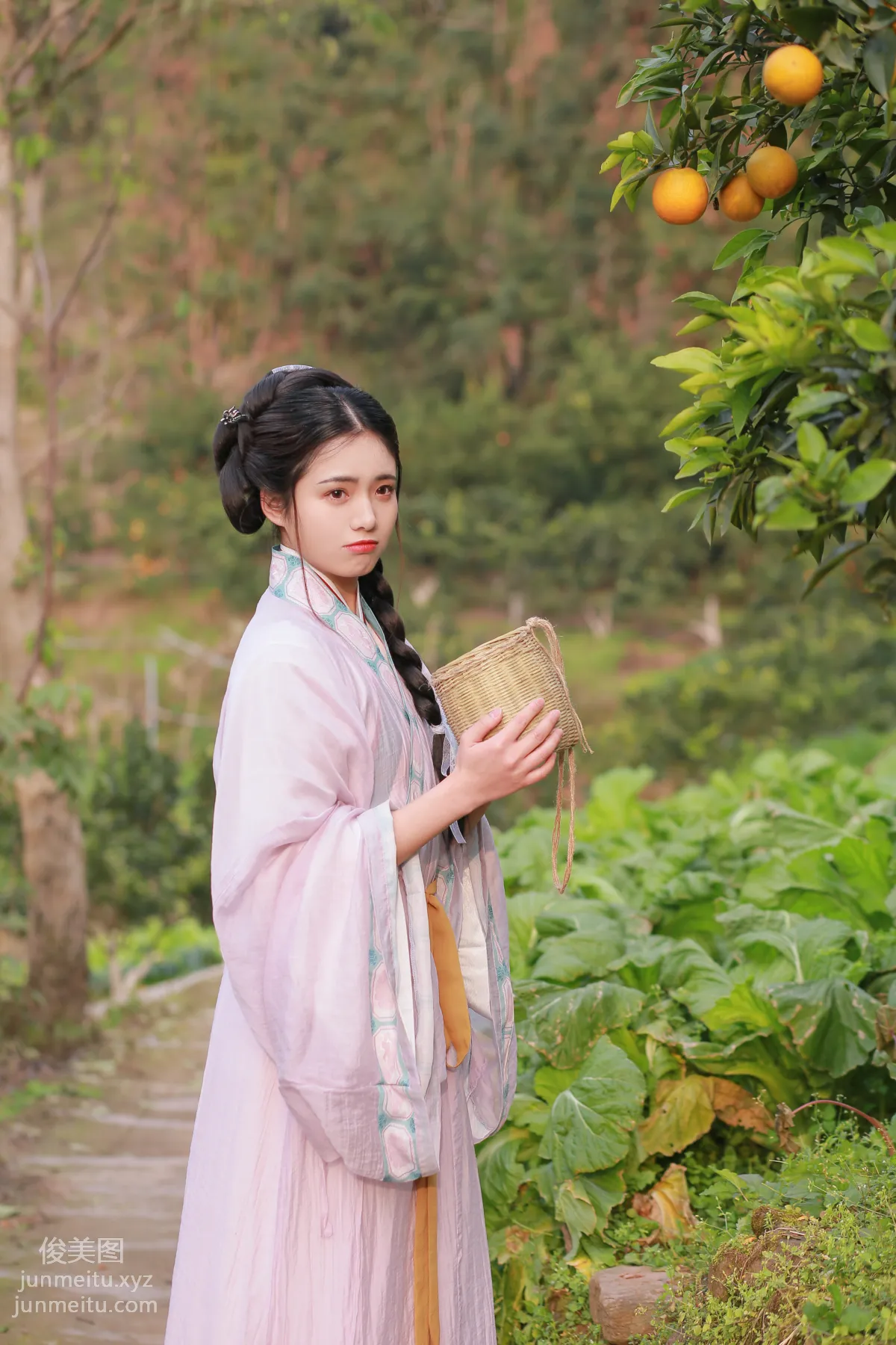 Yi Yue: YiTuYu photo 14