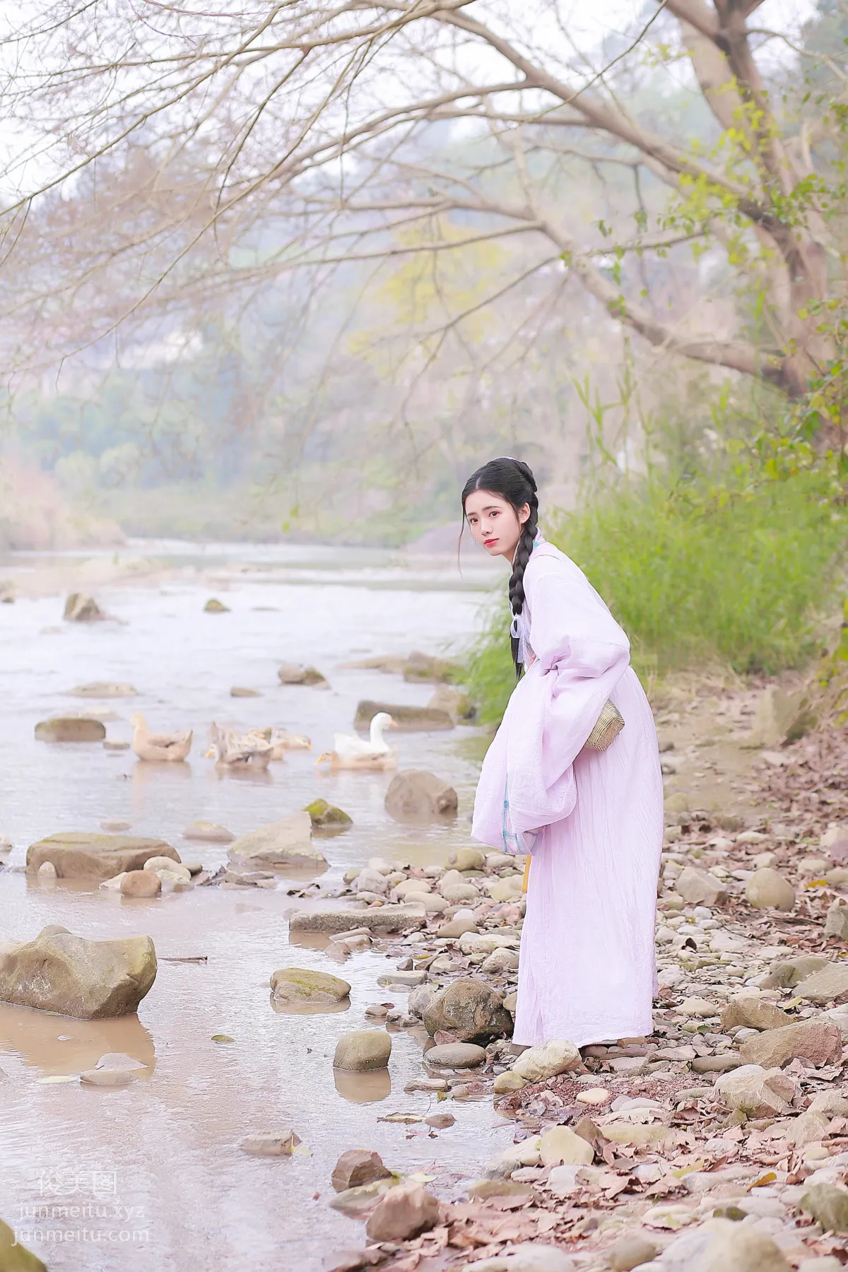 Yi Yue: YiTuYu photo 17