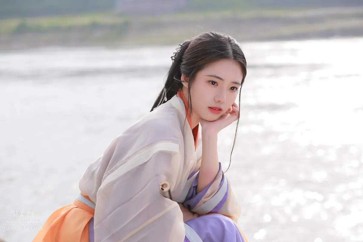 Yi Yue: YiTuYu photo 8
