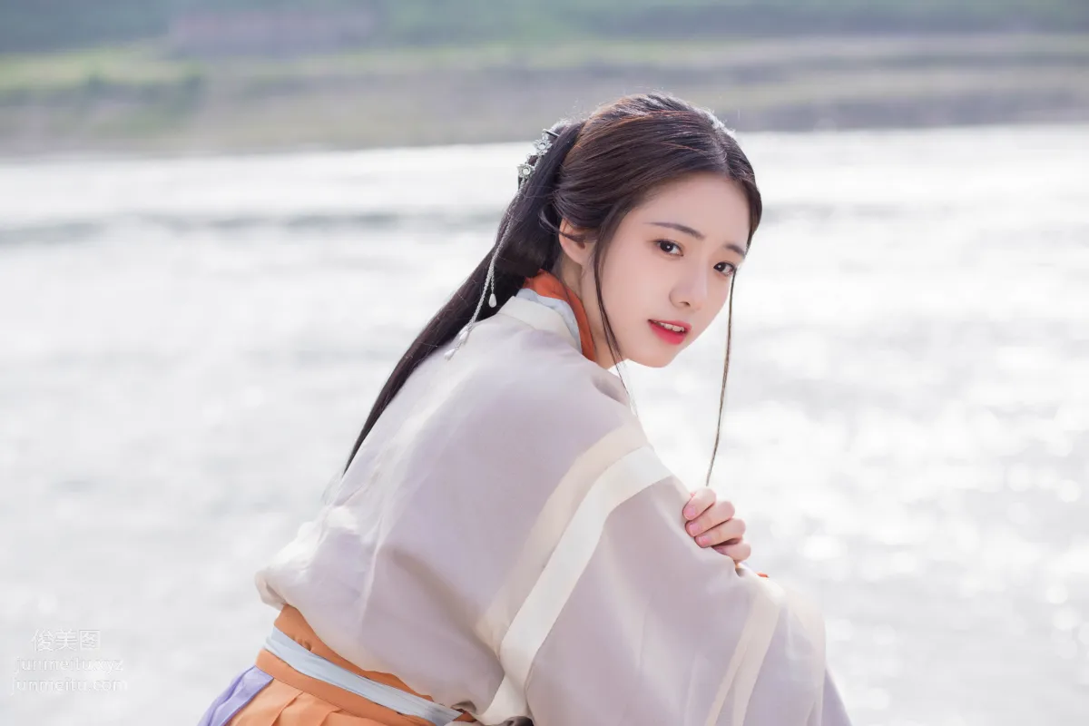 Yi Yue: YiTuYu photo 12