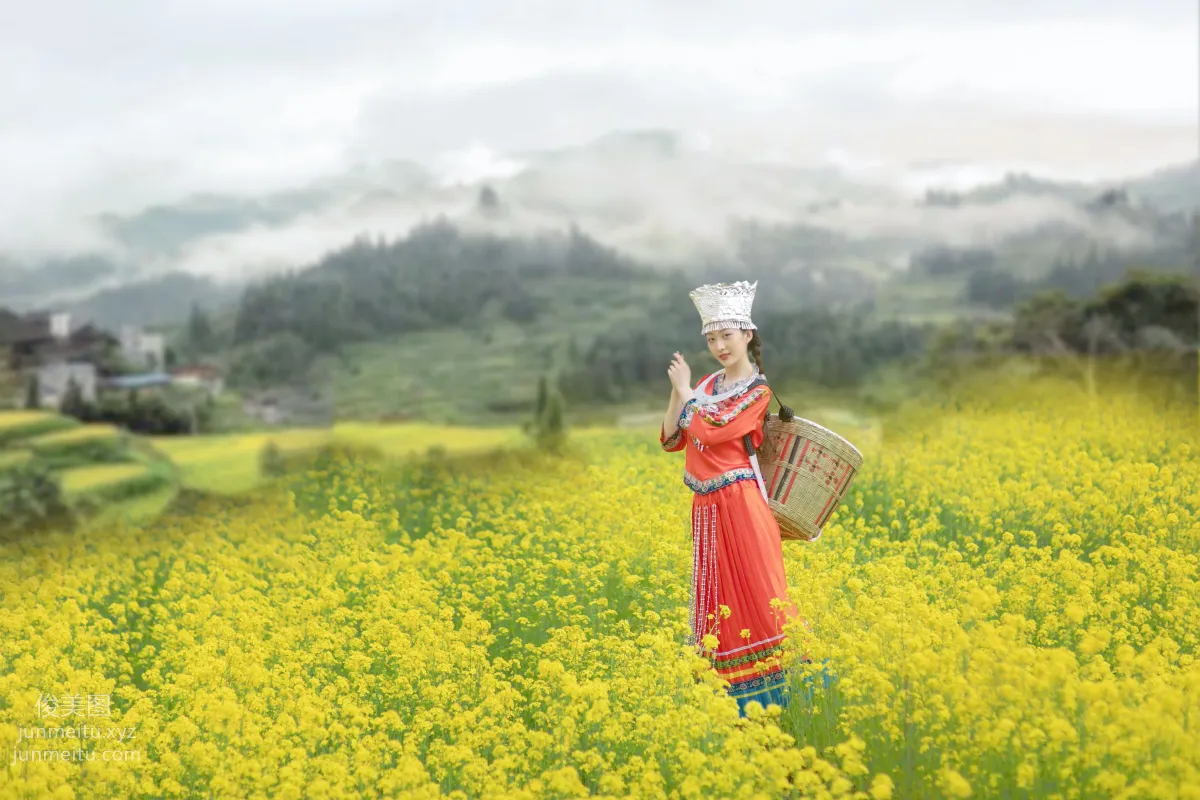 Ru Yi: YiTuYu photo 5
