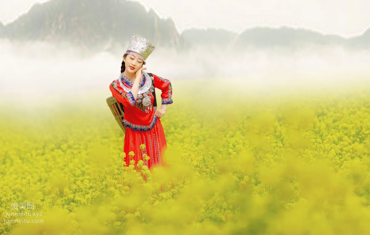 Ru Yi: YiTuYu photo 11