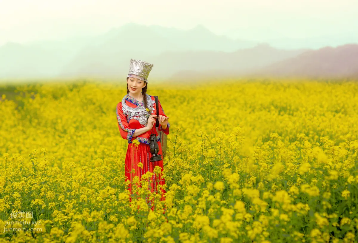 Ru Yi: YiTuYu photo 18