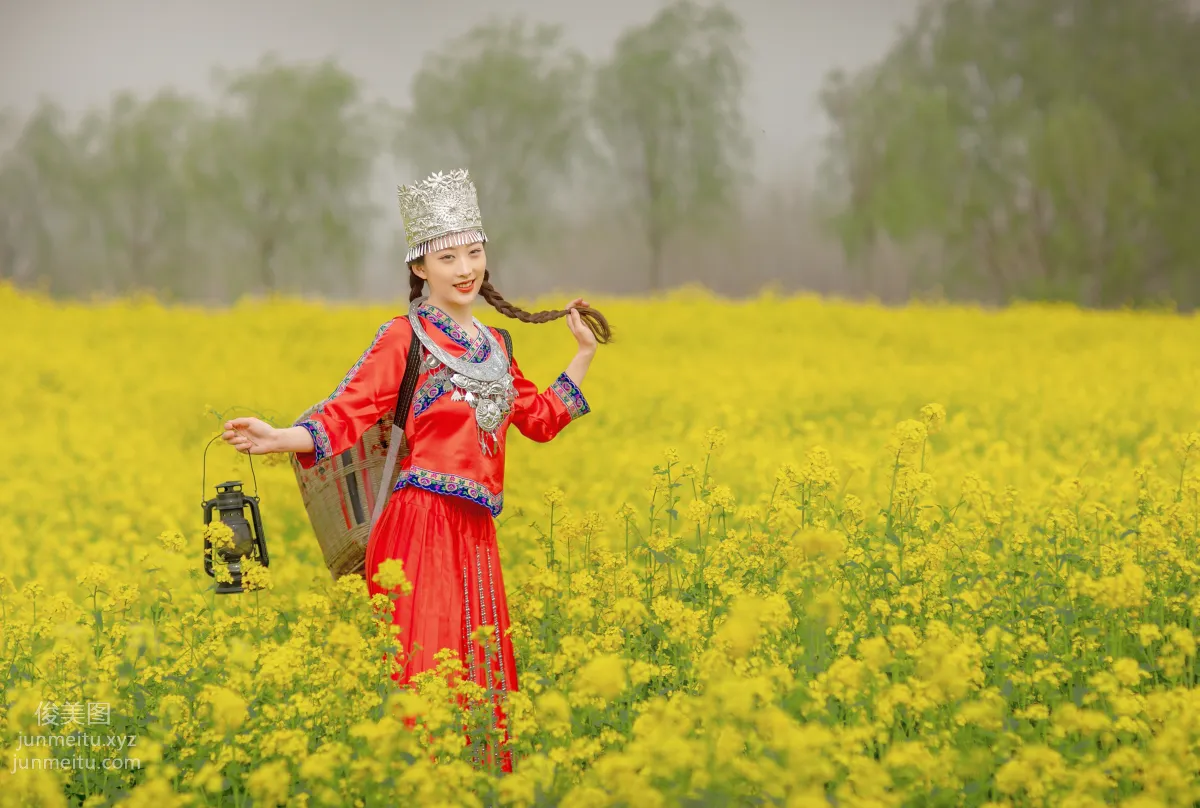 Ru Yi: YiTuYu photo 19