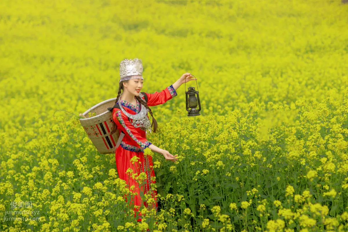 Ru Yi: YiTuYu photo 21