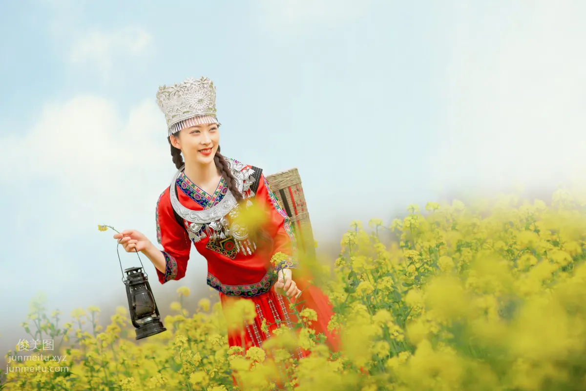 Ru Yi: YiTuYu photo 22