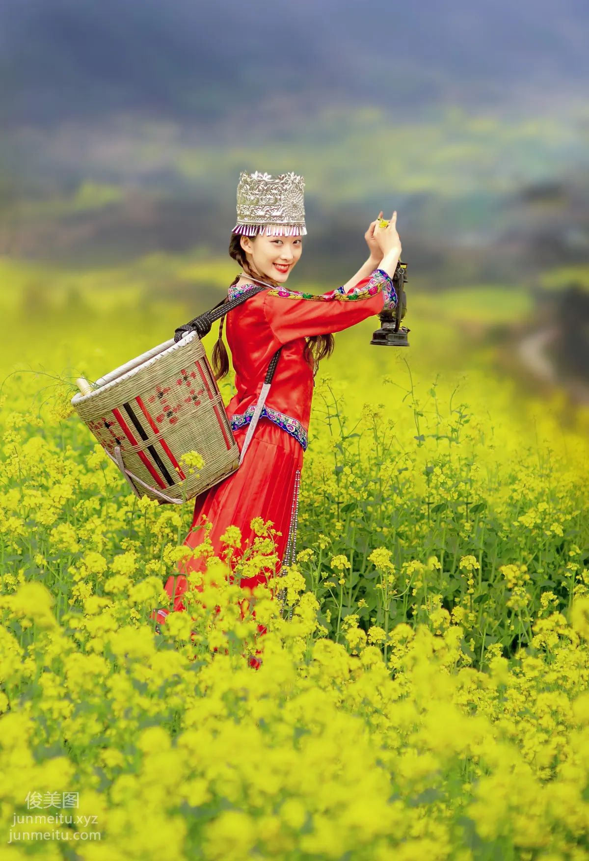 Ru Yi: YiTuYu photo 23