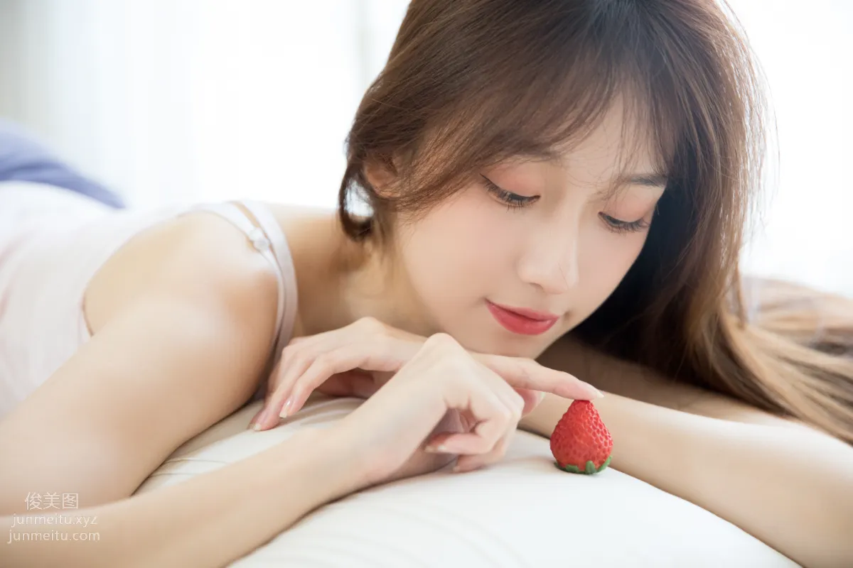 KK: YiTuYu photo 2
