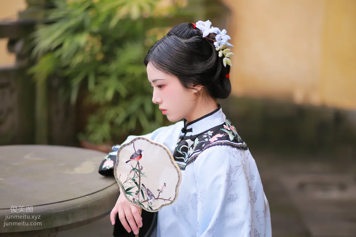Yi Yue: YiTuYu photo 15