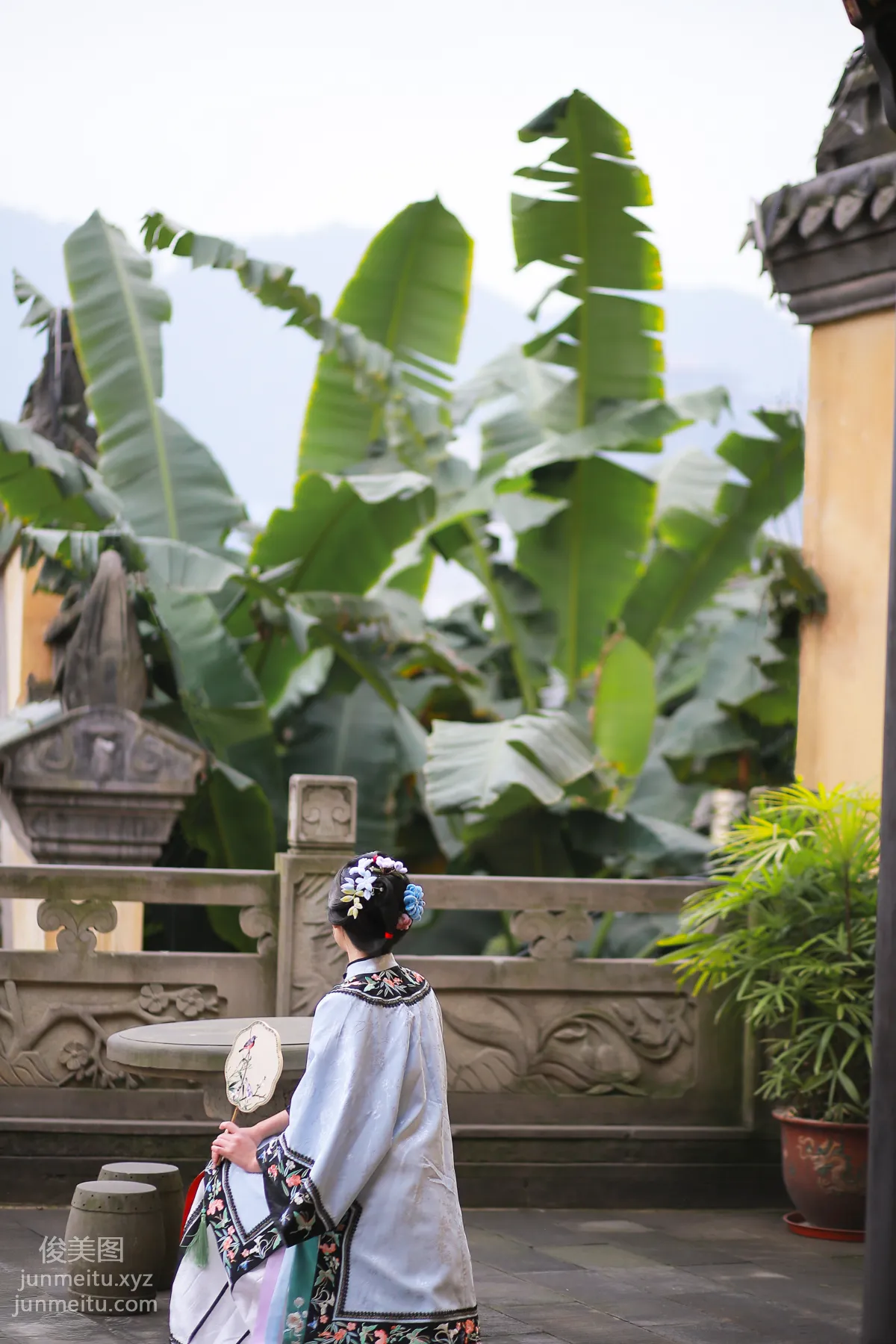 Yi Yue: YiTuYu photo 17