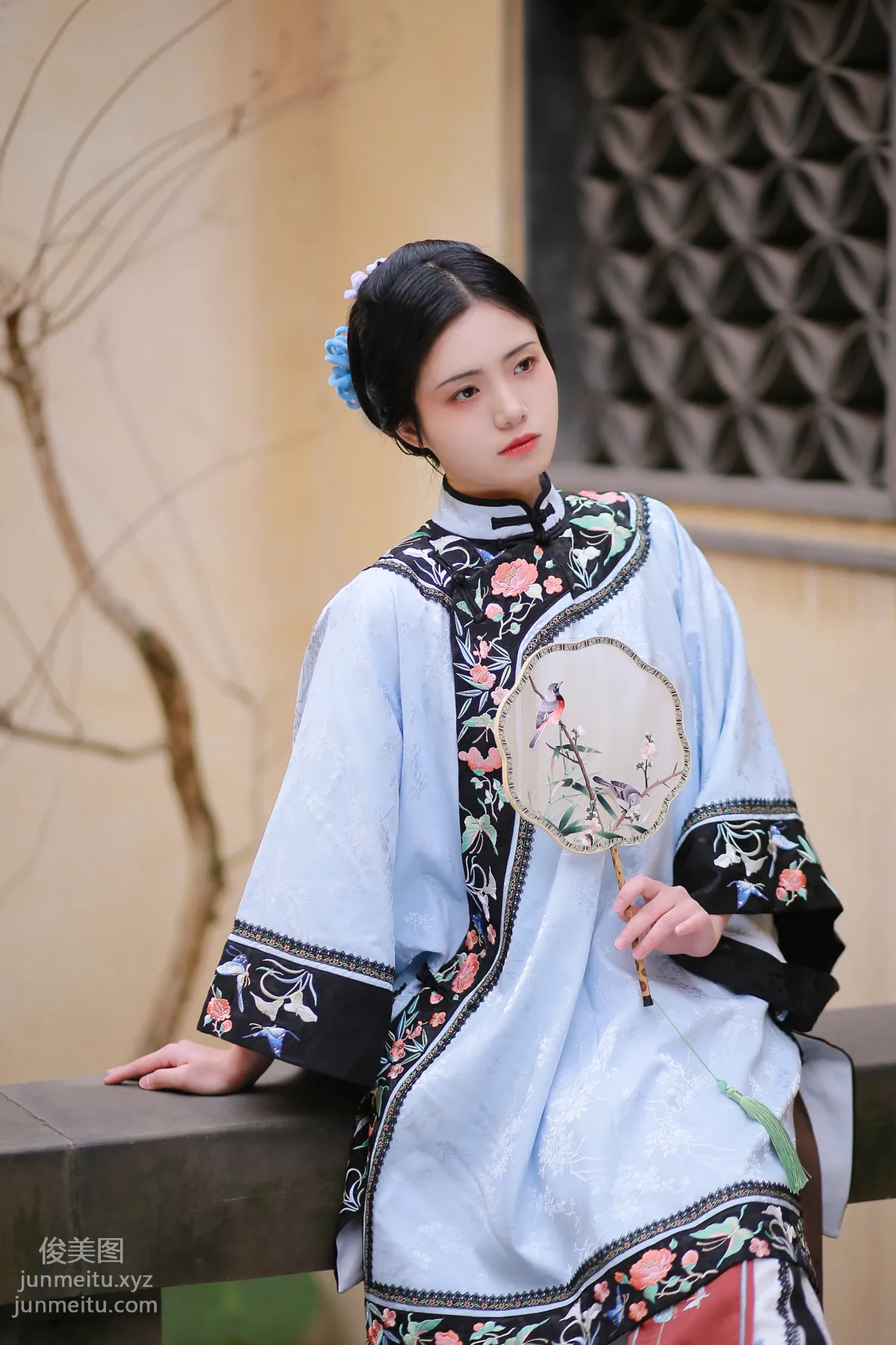 Yi Yue: YiTuYu photo 28