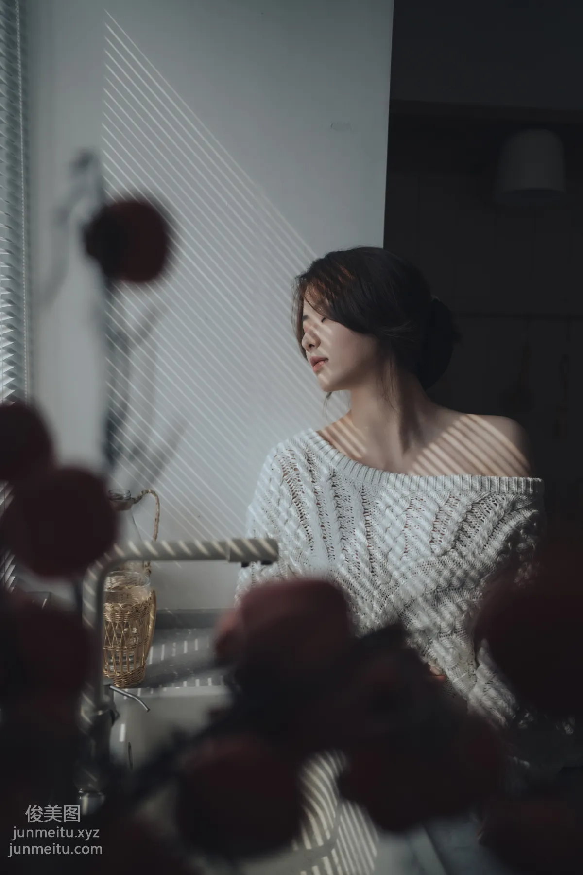 Ka Li: YiTuYu photo 26