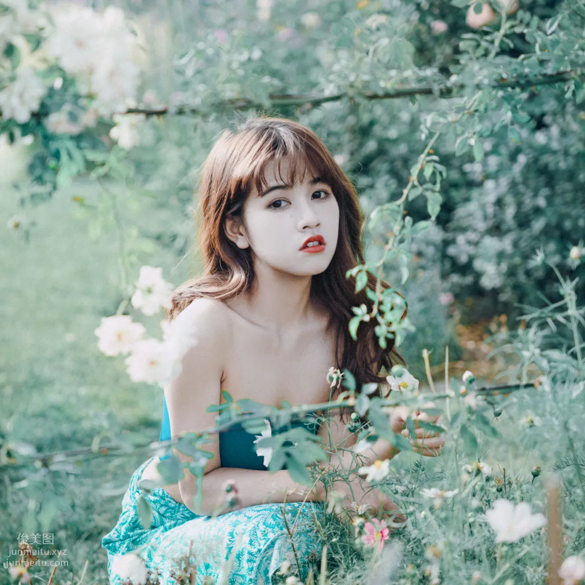 [YiTuYu] 2021.11.19 Flower Season Girl, Luo Zhi photo 23