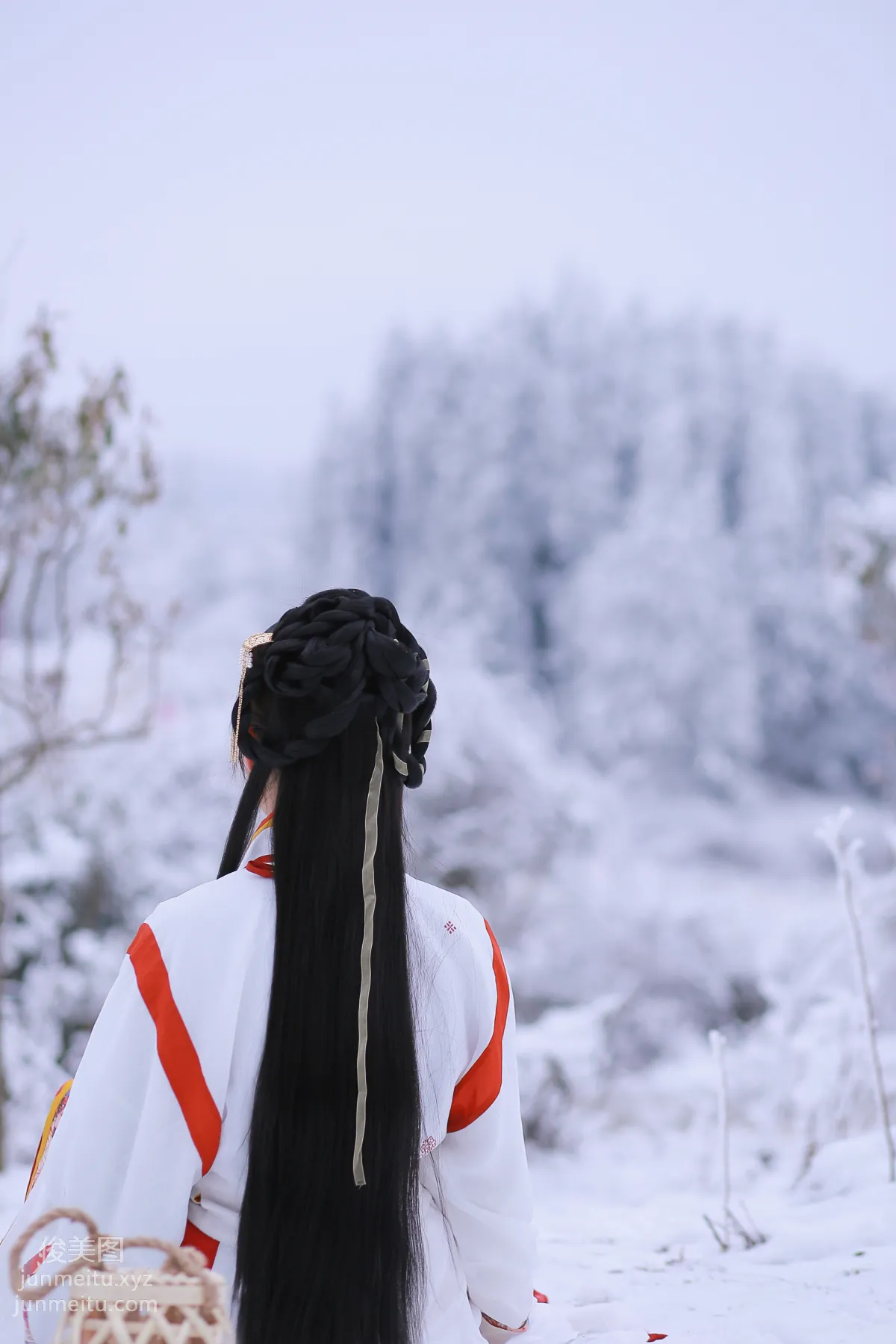 Yi Yue: YiTuYu photo 6