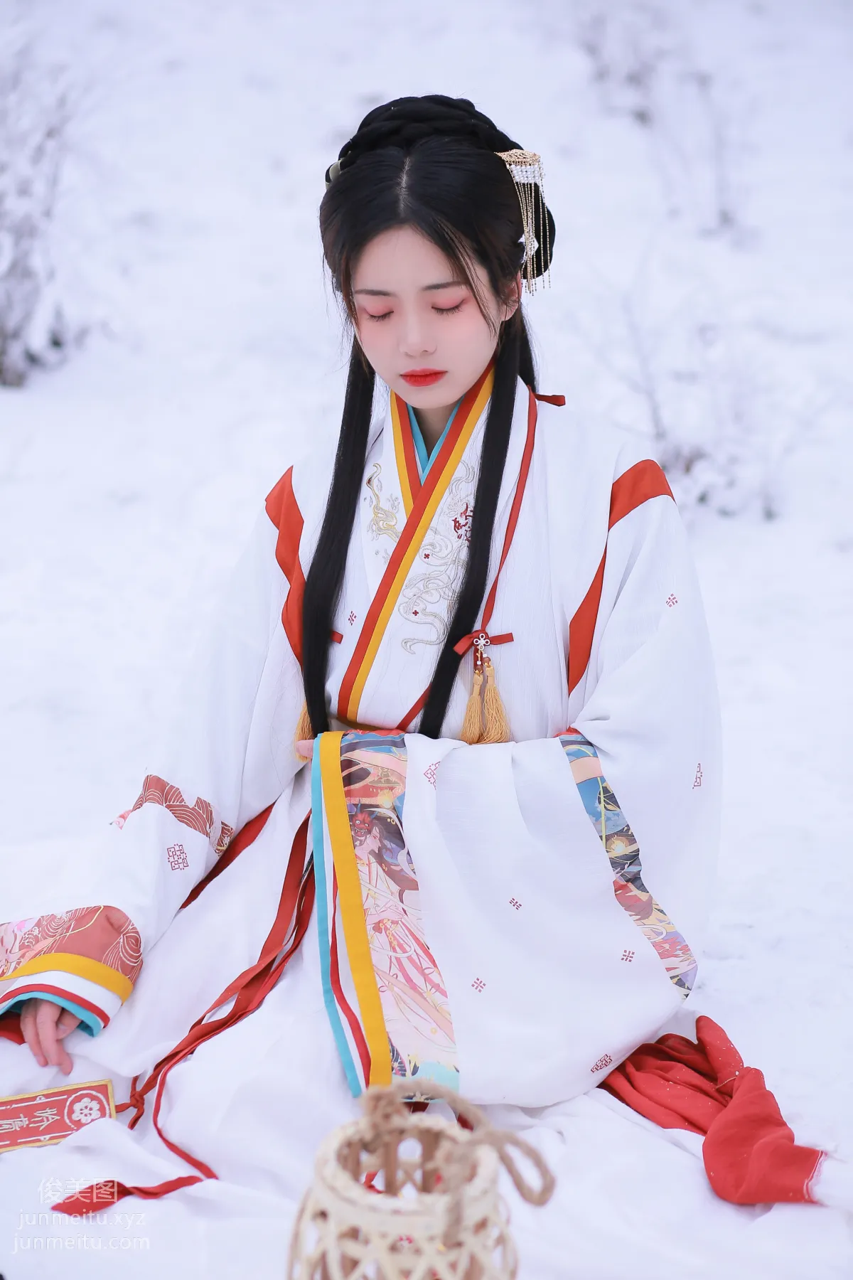 Yi Yue: YiTuYu photo 11