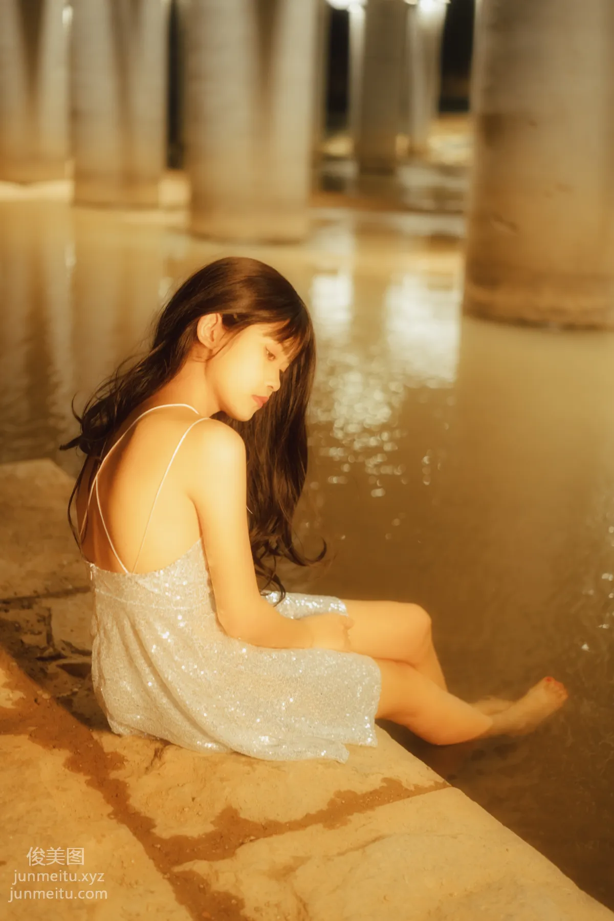 [YiTuYu] 2021.11.25 Girl Under the Bridge Arch, Xiao Ke photo 12
