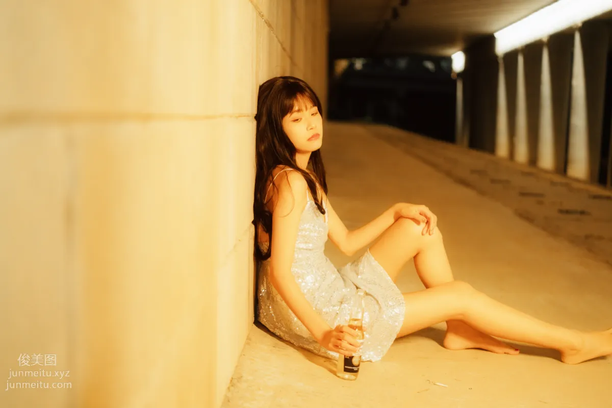 [YiTuYu] 2021.11.25 Girl Under the Bridge Arch, Xiao Ke photo 22