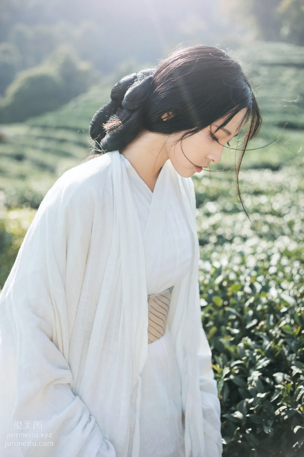 Yige Bailu: YiTuYu photo 2