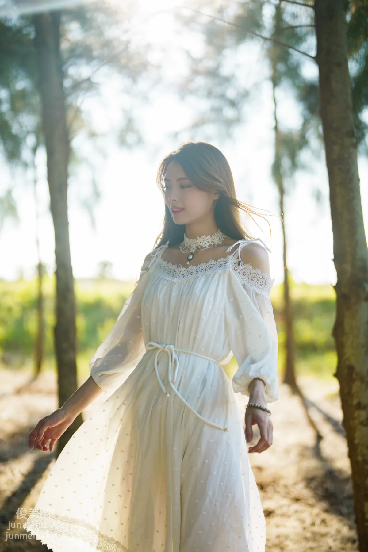 Teng Jing: YiTuYu photo 2