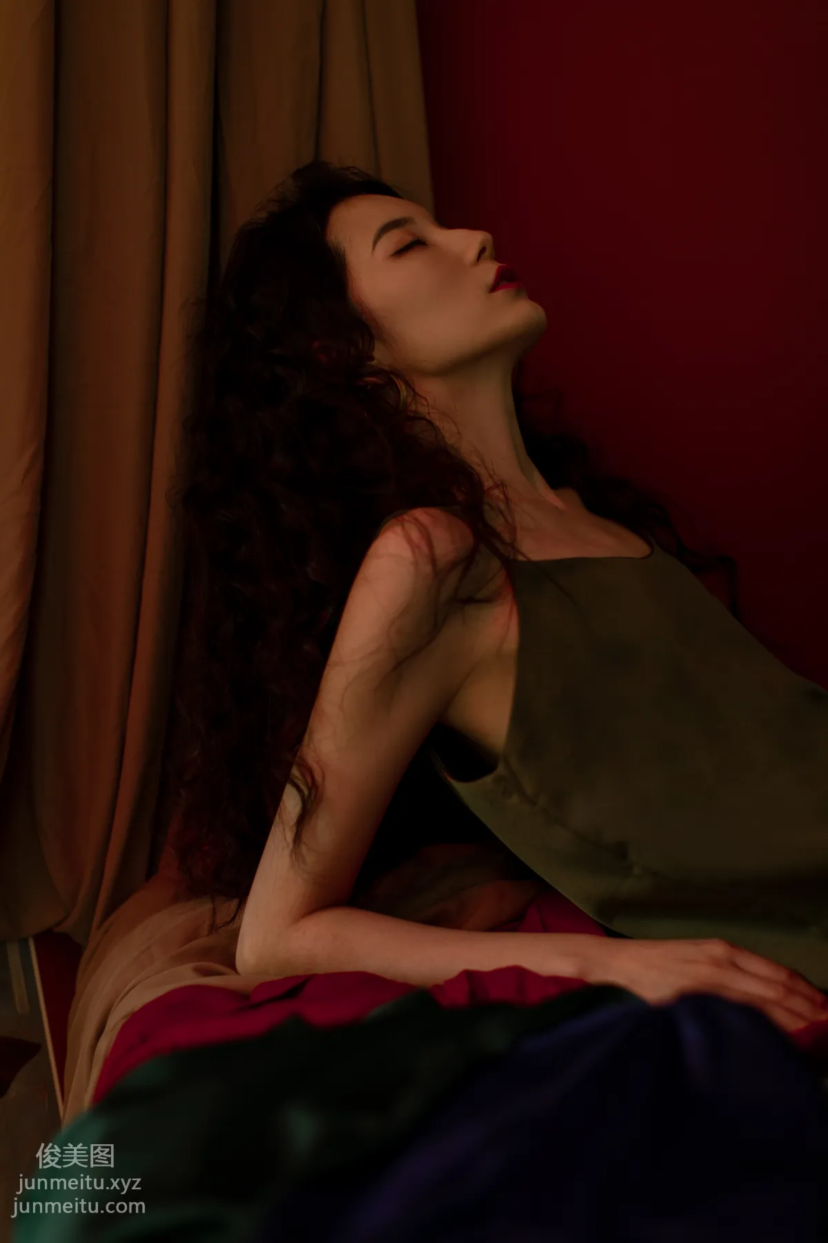 Miya Yijun: YiTuYu photo 4