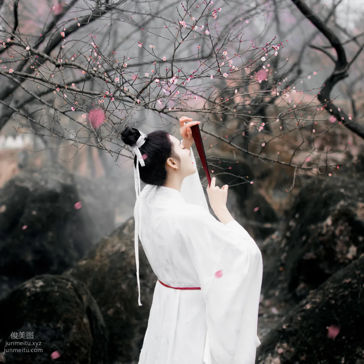 Ming Yue: YiTuYu photo 10