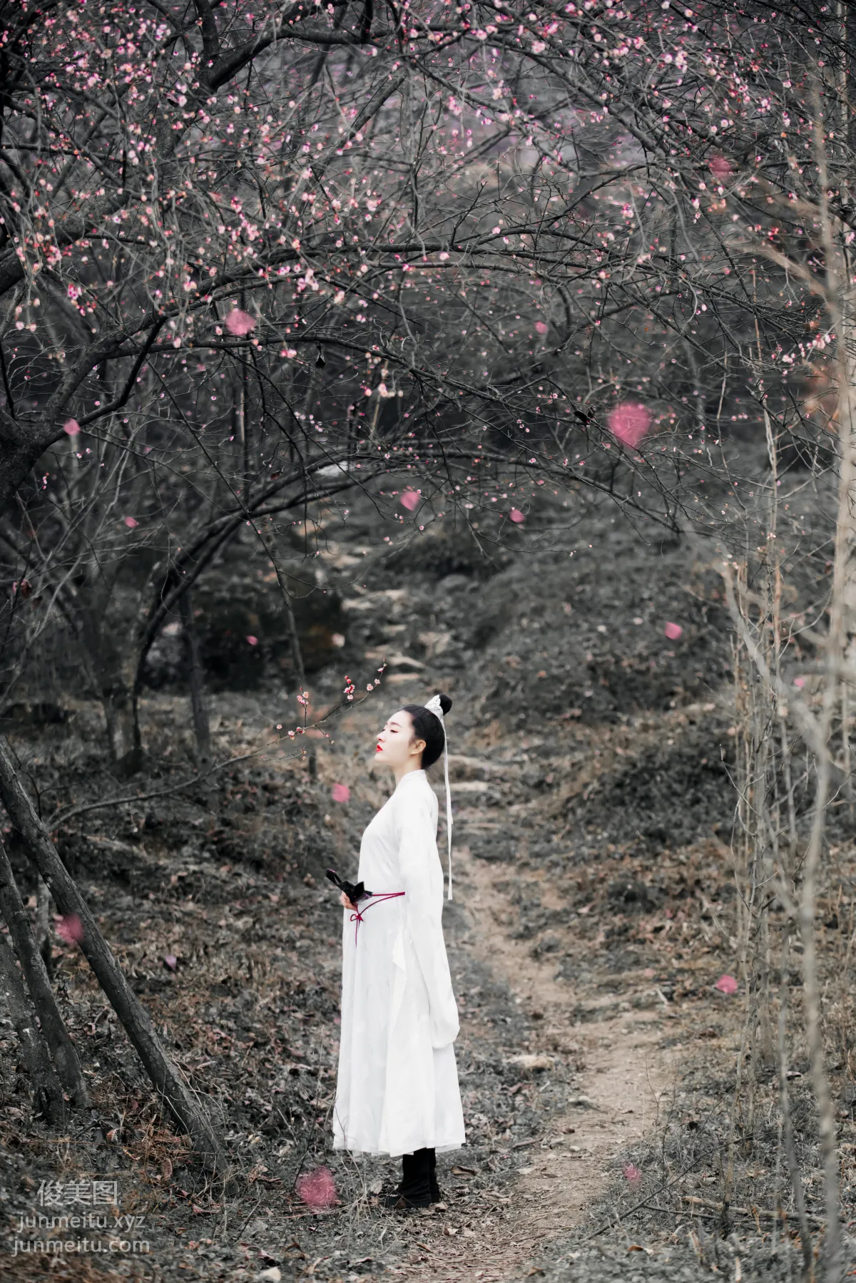 Ming Yue: YiTuYu photo 17