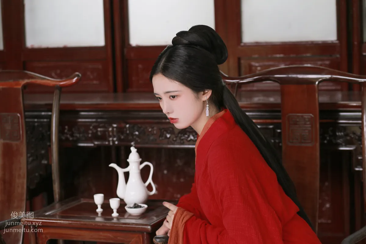Yi Yue: YiTuYu photo 2