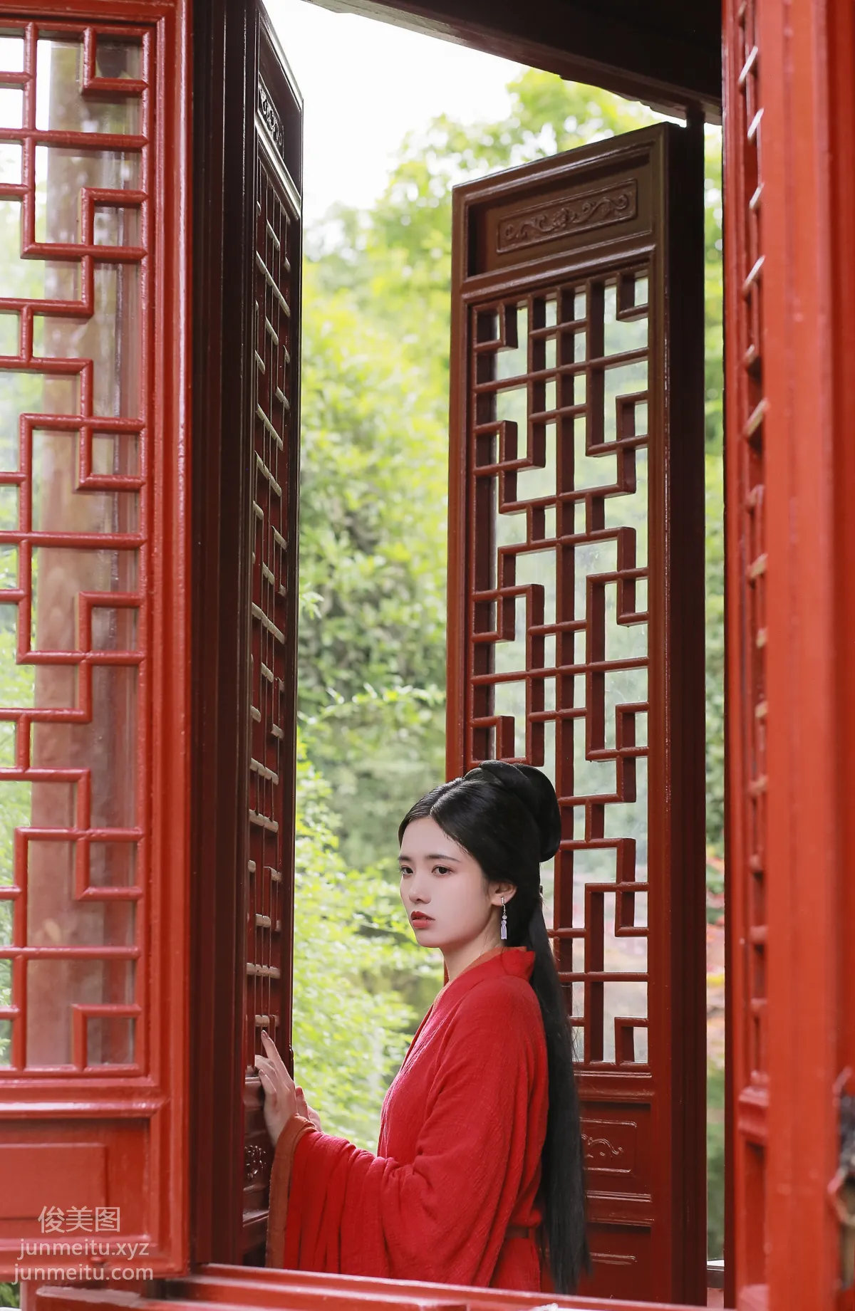 Yi Yue: YiTuYu photo 11