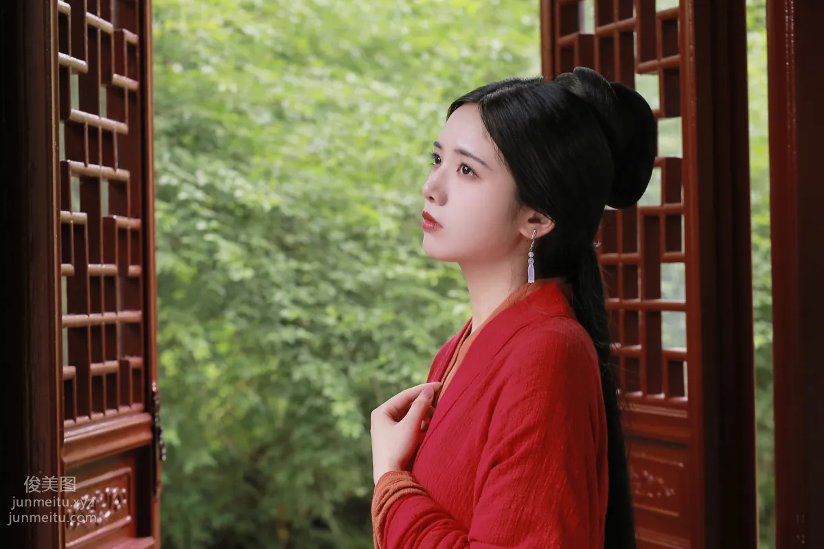 Yi Yue: YiTuYu photo 12