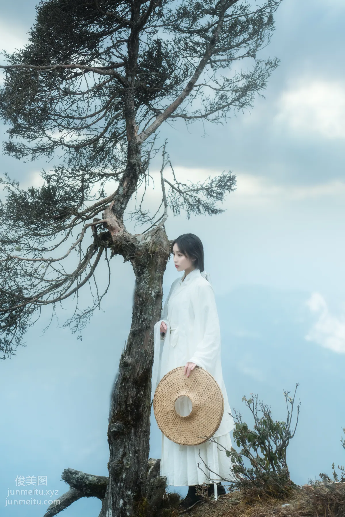 Jiu Li: YiTuYu photo 9