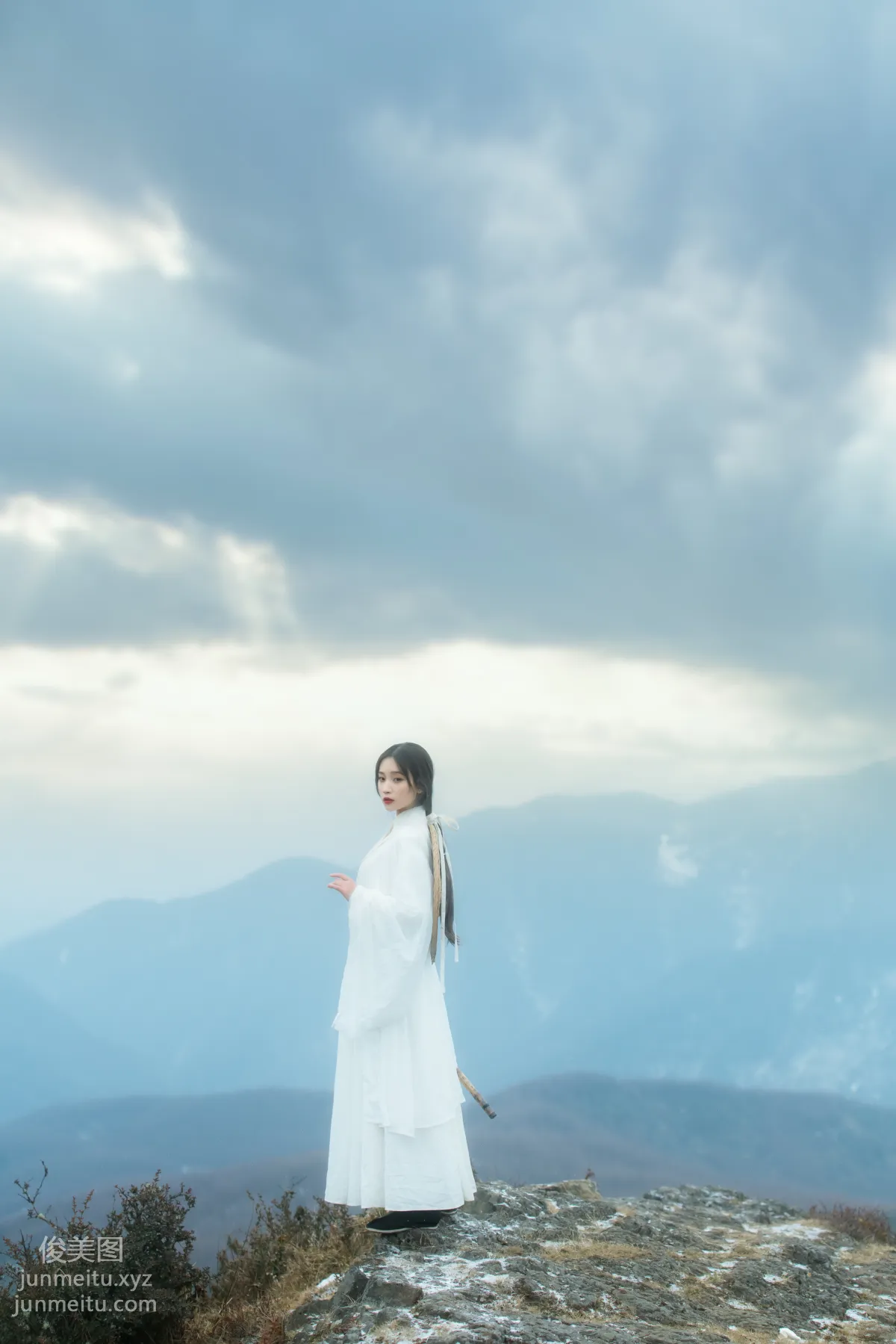 Jiu Li: YiTuYu photo 15